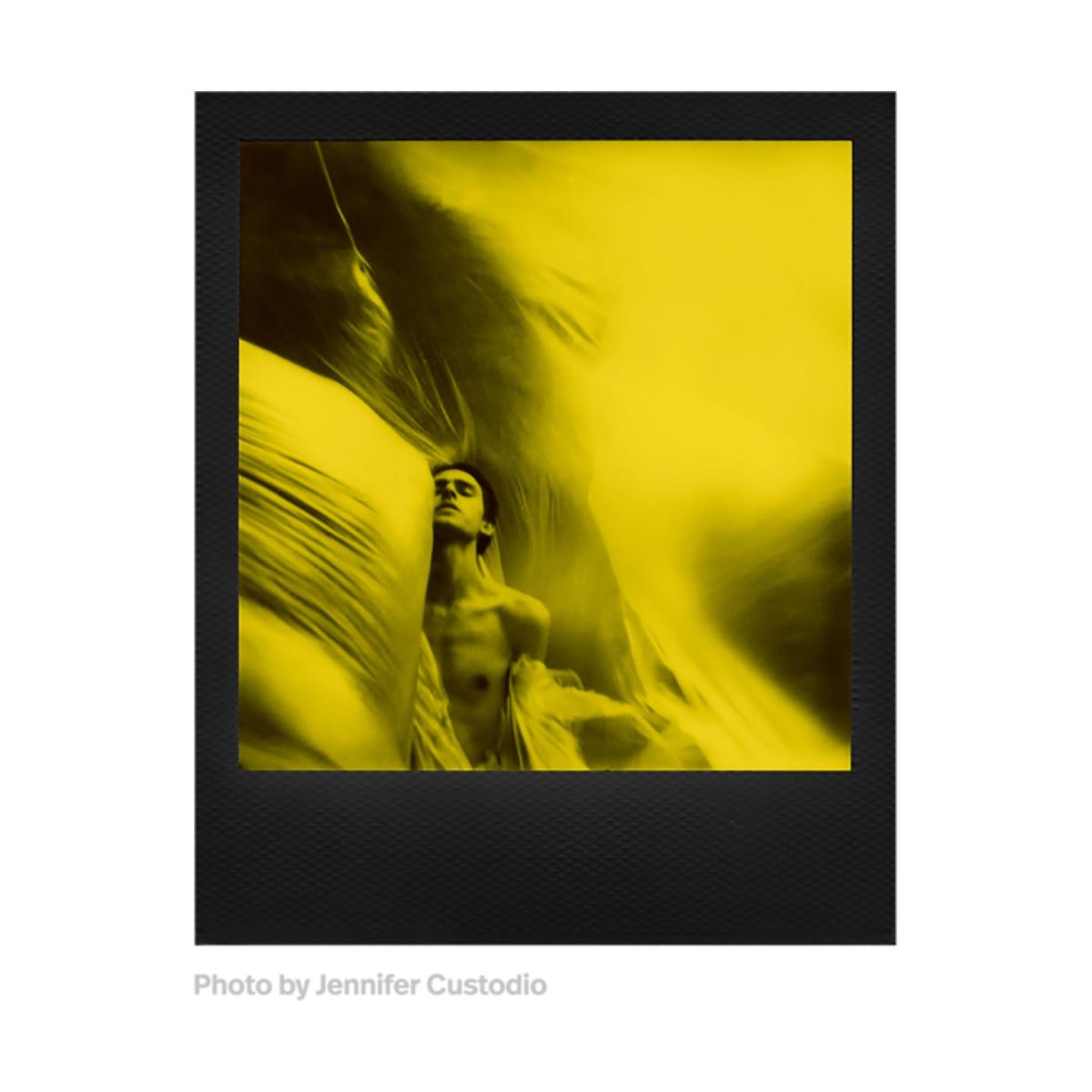 polaroid_600_bw_film_black_yellow_04